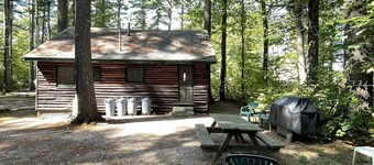 Restawhile Limit 6 2 Bedroom Cabin by RedAwning