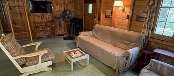 Restawhile Limit 6 2 Bedroom Cabin by RedAwning