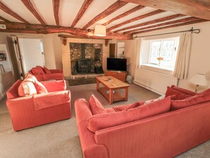 Living area - The Farmhouse - North Farm (York)