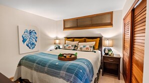 Condo, 1 King Bed (Kona Reef D17) | 1 bedroom