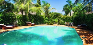 Outdoor pool - The Ultimate Villa in an Ideal Location, Kwale County Villa 1000 (Diani Beach)