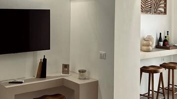 Superior Room | Egyptian cotton sheets, premium bedding, down duvets, memory-foam beds