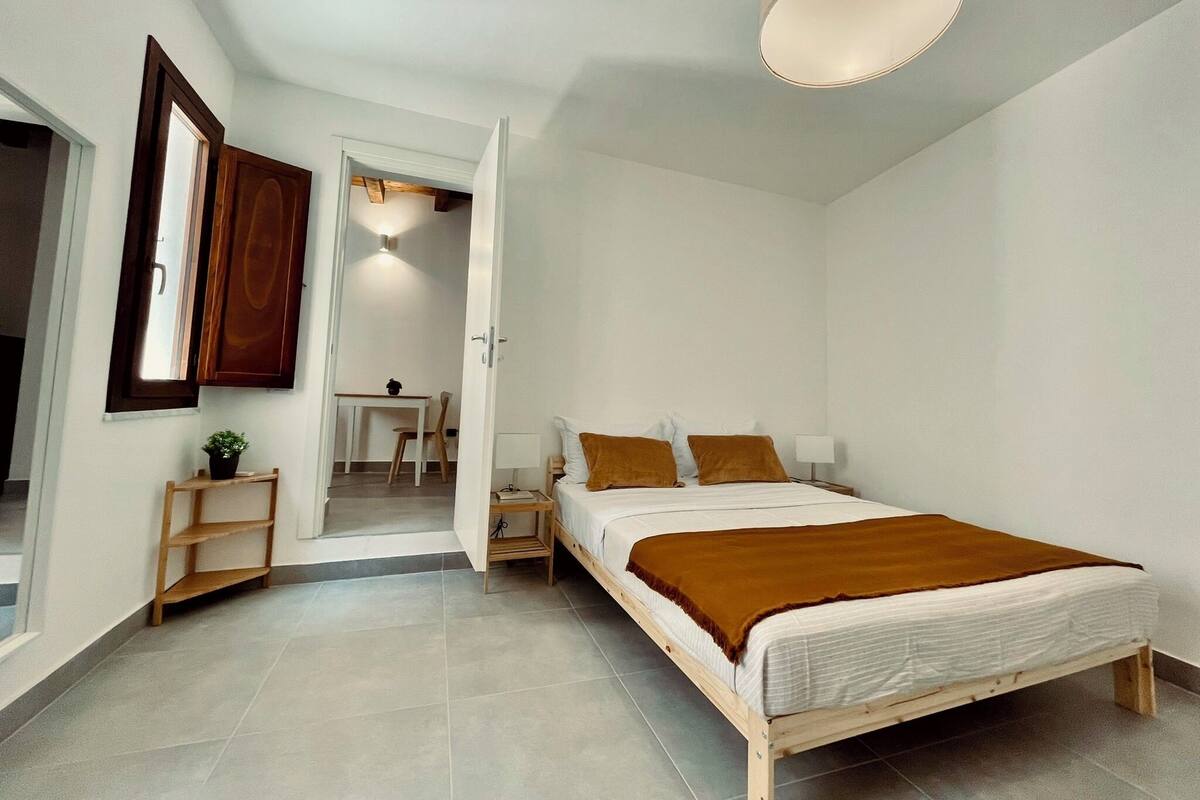 Egyptian cotton sheets, premium bedding, down duvets, memory-foam beds