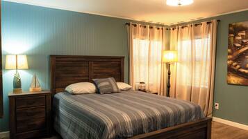 Husvogn – deluxe, utsikt mot innsjø, ved innsjø | Individuelt dekorert, individuelt innredet og wi-fi (inkludert)