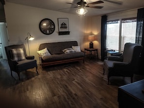 Charming Home, Lake View and Access | Living area