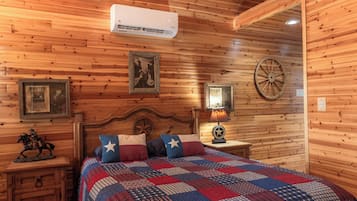 Deluxe-Ferienhütte, Seeblick, Seeseite | Individuell dekoriert, individuell eingerichtet, kostenloses WLAN