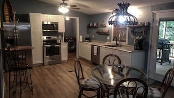 Charming Home, Lake View and Access - No Pets | Private kitchen | Microwave, coffee/tea maker
