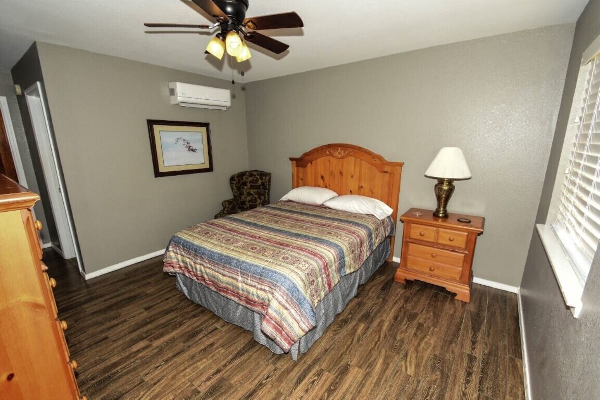 1 bedroom, individually decorated, individually furnished, free WiFi