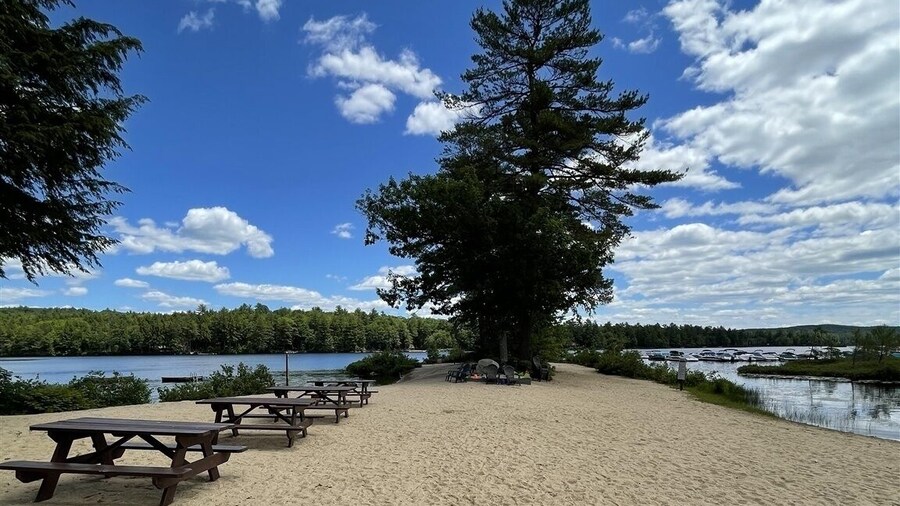 Good Times Chalet Limit 19 5 Bedroom Chalet by RedAwning