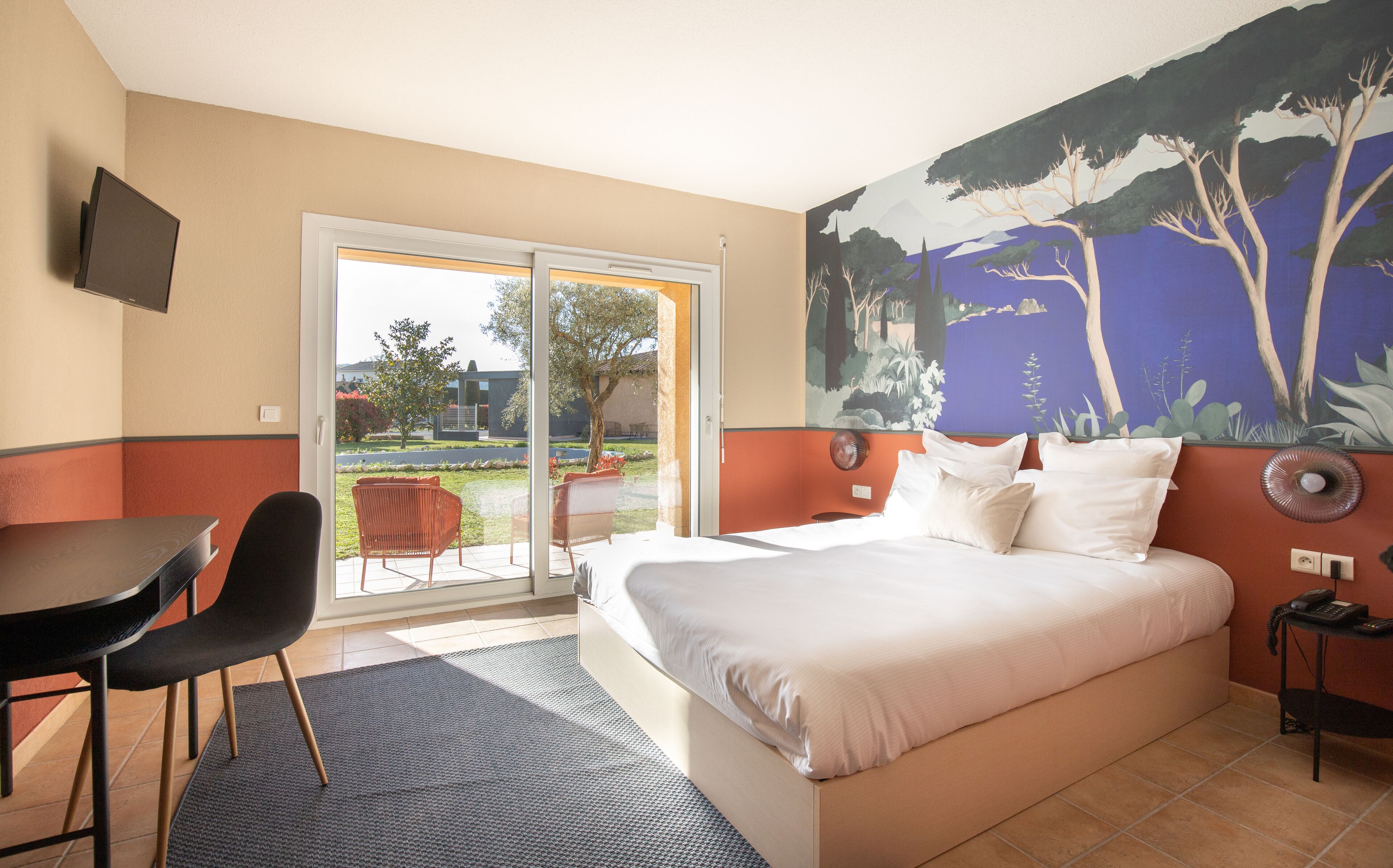 Premium bedding, desk, blackout curtains, soundproofing