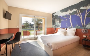 Premium bedding, desk, free WiFi, bed sheets - Hôtel la Perna (Pernes-les-Fontaines)