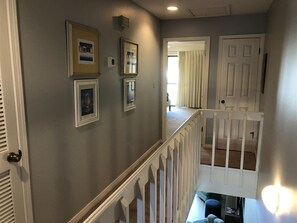 獨棟房屋 (2 D, Three Bedroom Townhome) | 外觀