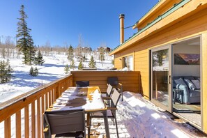 Villa (3 Bedrooms) | Outdoor dining