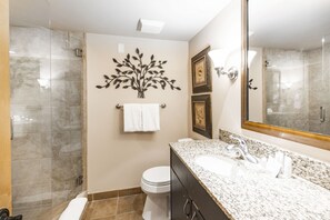 Apartamento, 1 habitación | Baño