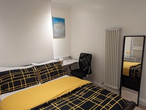 2 bedrooms, soundproofing, iron/ironing board, free WiFi - Fully-equipped Flat in the City of London (London)