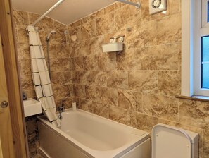 Ensemble douche/baignoire, baignoire relaxante profonde, sèche-cheveux