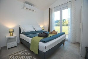 Villa (Three Bedroom Villa with Swimming Poo) | 3 soveværelser, baby-/barnesenge (tillægsgebyr)