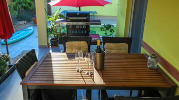 Villa (Three Bedroom Villa with Swimming Poo) | Terrace/patio