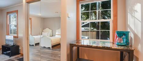 キャビン シングルベッド 2 台 | 内装の詳細