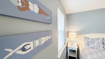 1 bedroom, iron/ironing board, Internet, bed sheets