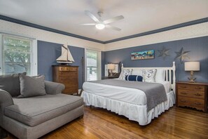 8 عدّة غرف نوم ومكواة/لوح كي وسرير سفر وواي فاي