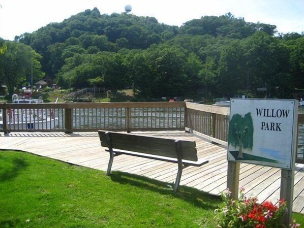 Property grounds - Anchors Away: New Year's Eve Special Offer! (Saugatuck)