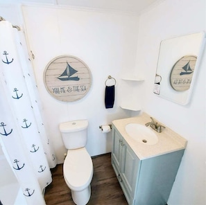 Baignoire, serviettes fournies
