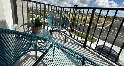 302 Rare find The Blue Sky Beach House