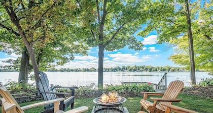 The Roost: Hutchins Lake Access, Sandy Beach, Fire Pit, Near Wineries & Shopping