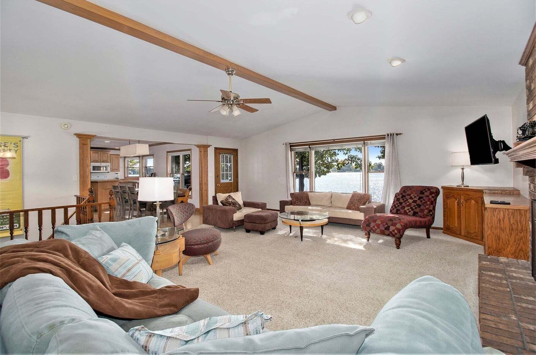 TV, fireplace, DVD player