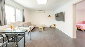 Chambre de base, 1 chambre (2hojeom Daisy) | 1 chambre, accès au Wi-Fi (inclus)