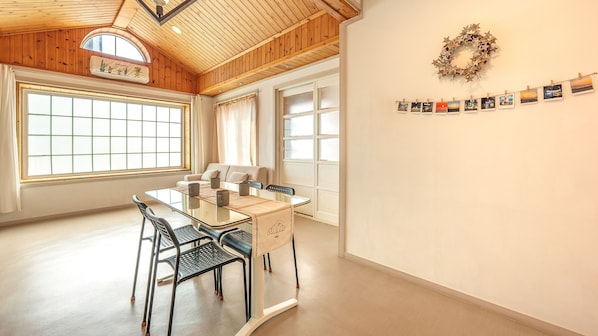 1 chambre, accès au Wi-Fi (inclus)