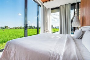 In-room safe, laptop workspace, blackout curtains, soundproofing - Green Flow Villa 15 (Ubud)