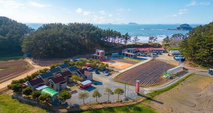 Taean Hansung Healingcamp Dokche Pension