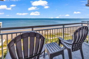 시그니처 콘도, 침실 2개, 바다 전망, 바닷가 | 발코니
