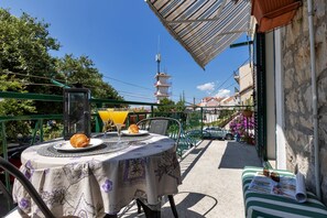 Apartment (Three Bedroom Apartment with Balcony) | Balcony - Apartments Kata (Makarska)