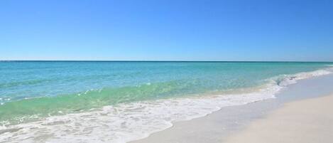Condo, 2 Bedrooms | Beach | Beach nearby