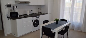 Brand new apartment and strategically located.