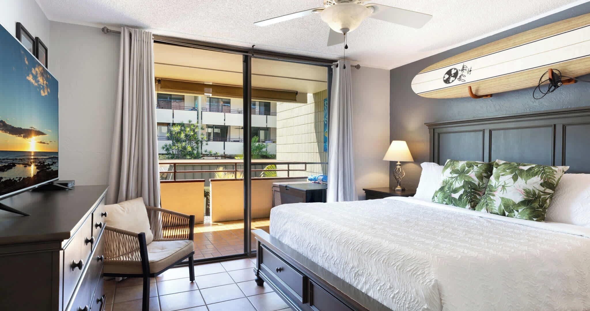 Leilighet, flere senger, lanai (White Sands Village #111) | 2 soverom, individuelt dekorert og individuelt innredet