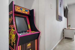 Apartment | 1 bedroom, Internet
