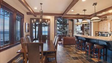 House, Multiple Beds, Hot Tub | Dining