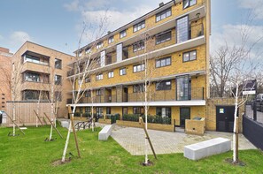 Apartment (1 Bedroom) | Exterior