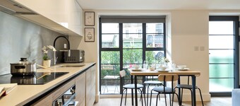 Greenwich Perfection