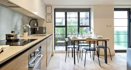 Greenwich Perfection