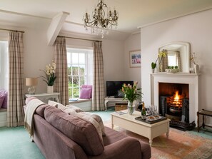 Flat-screen TV - Tros Yr Afon (Beaumaris)