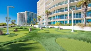 Condo, 3 Bedrooms | Property grounds