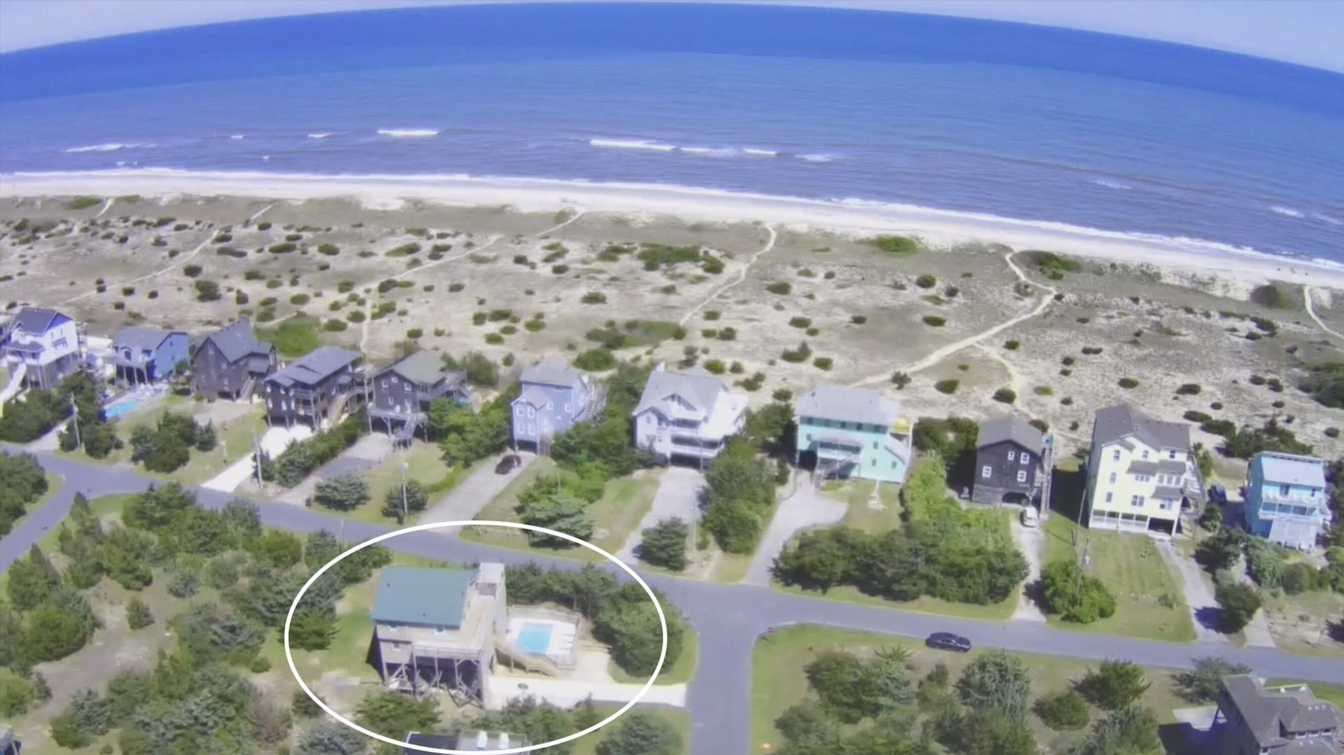OBX beach steps away, ocean views, prvt pool/hot tub, dog friendly🐕 & game room