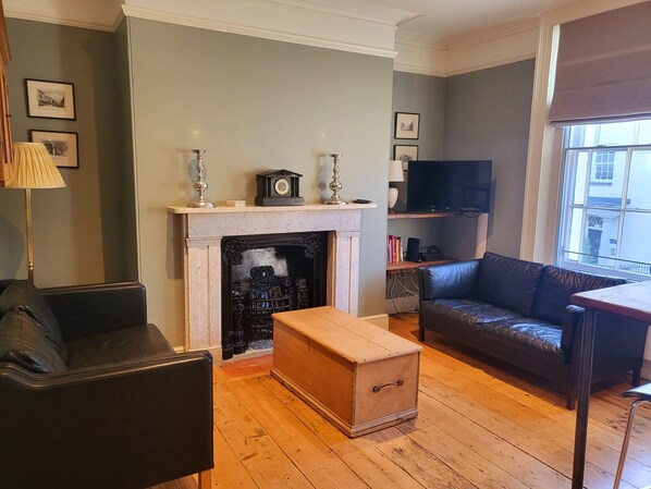 Apartment | Living area