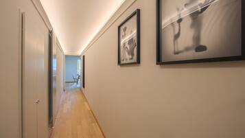 Basic Apartment, Multiple Beds | Interior