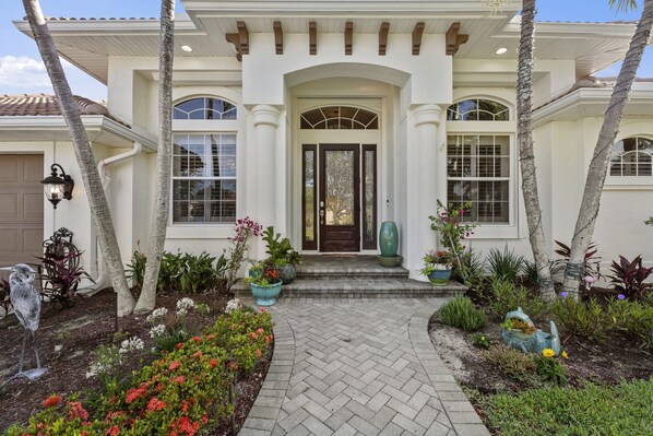 Exterior detail - Private Oasis with pool and short drive to Fort Myers Beach (Fort Myers)